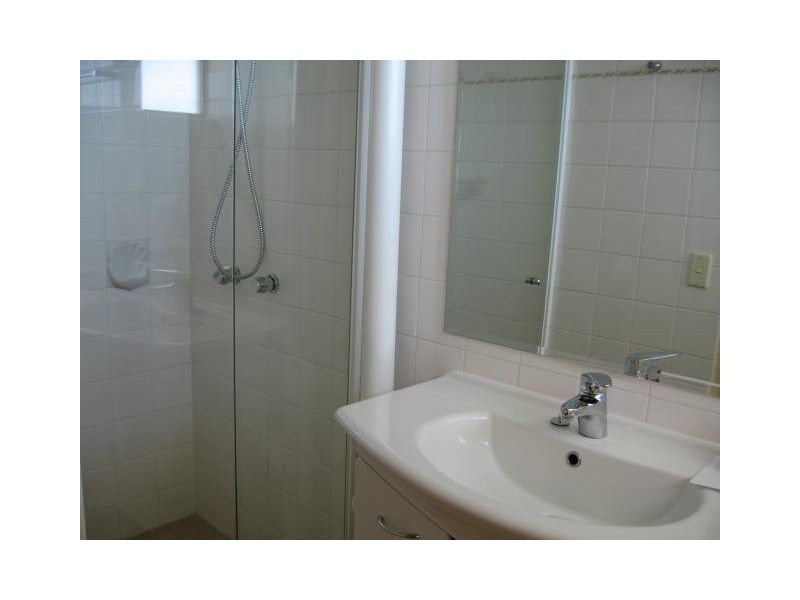 17/104 Station Road, Indooroopilly QLD 4068