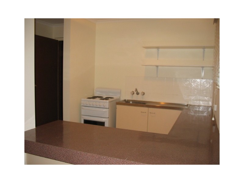 2/4 Stanley Street, Indooroopilly QLD 4068