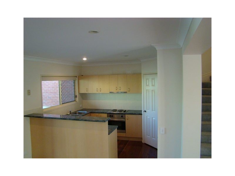 3/2 Queens Road, Taringa QLD 4068