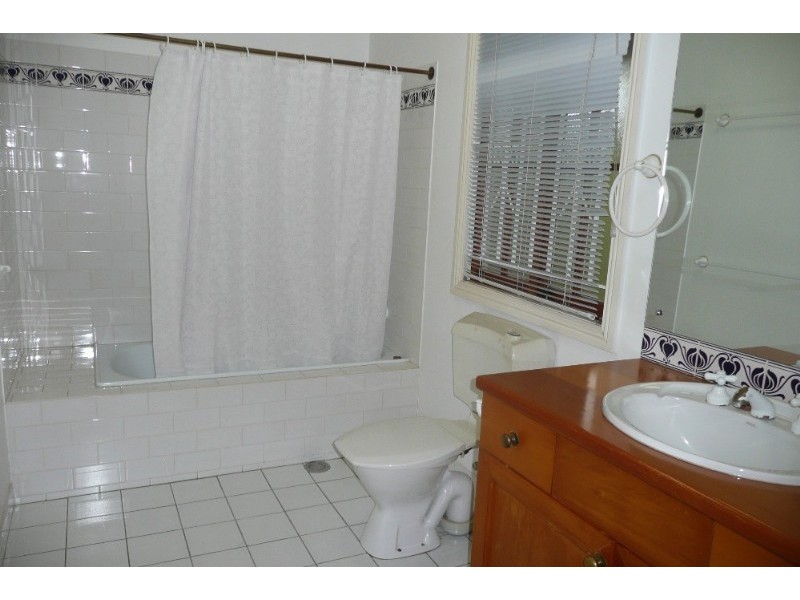 118 Goldsbrough Road, Taringa QLD 4068