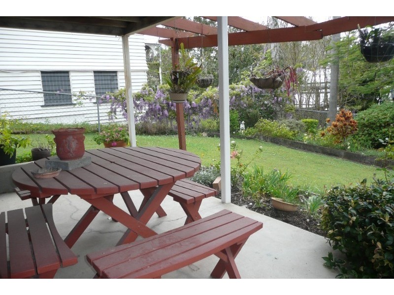 93 Taringa Parade, Indooroopilly QLD 4068