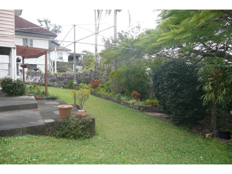 93 Taringa Parade, Indooroopilly QLD 4068