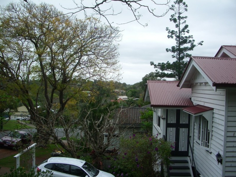 7 Burns Street, Indooroopilly QLD 4068