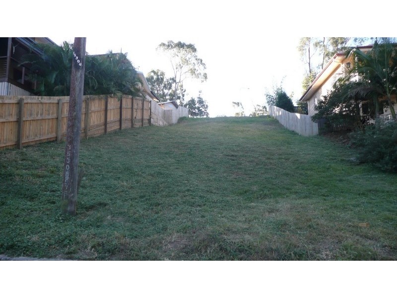 15 Chapman Street, Chapel Hill QLD 4069