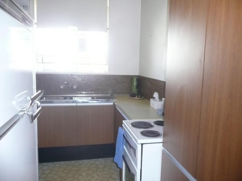 3/208 Carmody Road, St Lucia QLD 4067