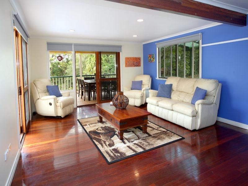 44 Burbong Street, Chapel Hill QLD 4069