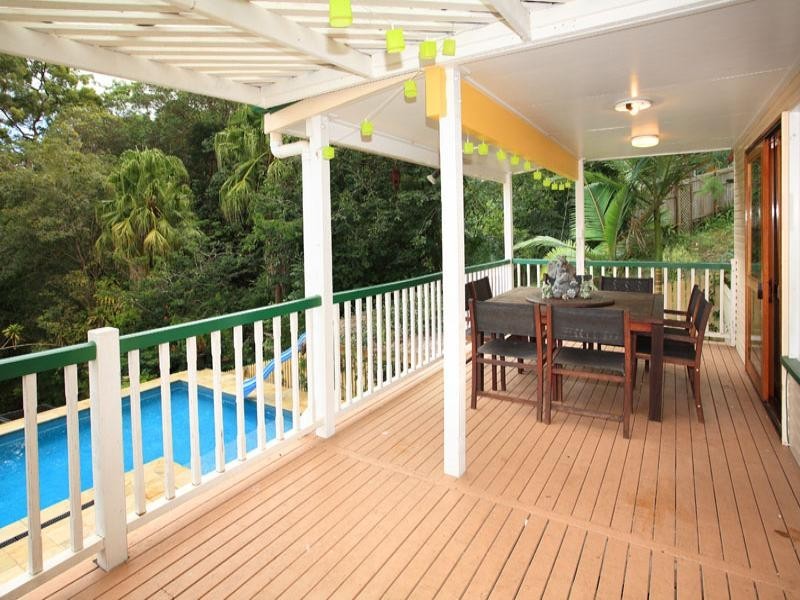 44 Burbong Street, Chapel Hill QLD 4069