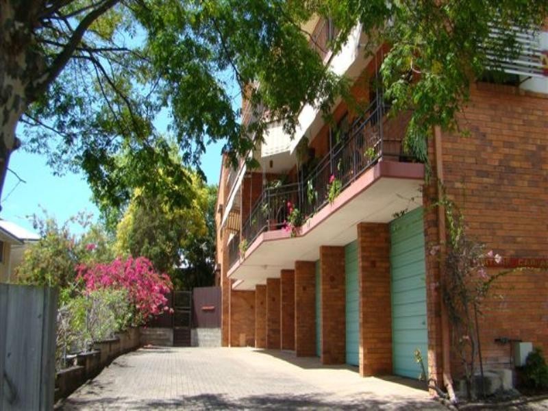 3/28 Warren Street, St Lucia QLD 4067