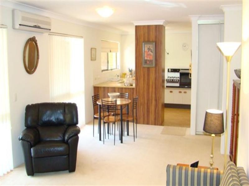 3/28 Warren Street, St Lucia QLD 4067