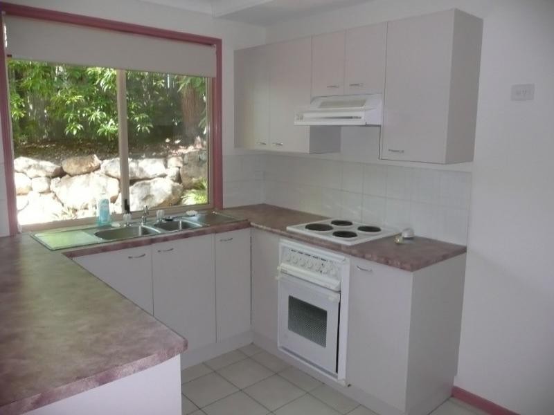 24/43 Moordale Street, Chapel Hill QLD 4069