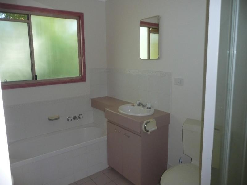 24/43 Moordale Street, Chapel Hill QLD 4069