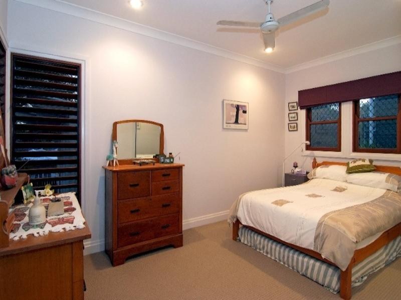 62 Rennie Street, Indooroopilly QLD 4068