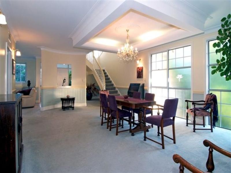 51 Glencairn Avenue, Indooroopilly QLD 4068