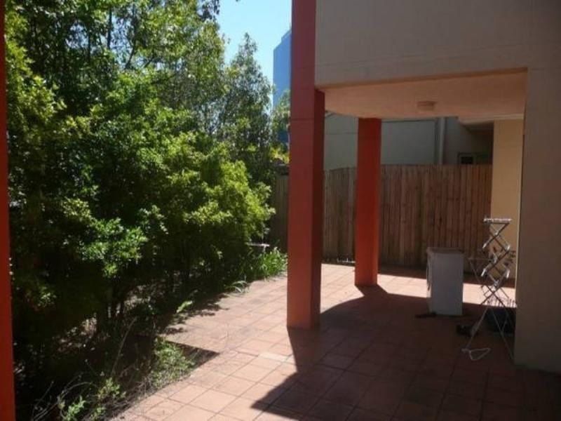 3/31 Glen Road, Toowong QLD 4066