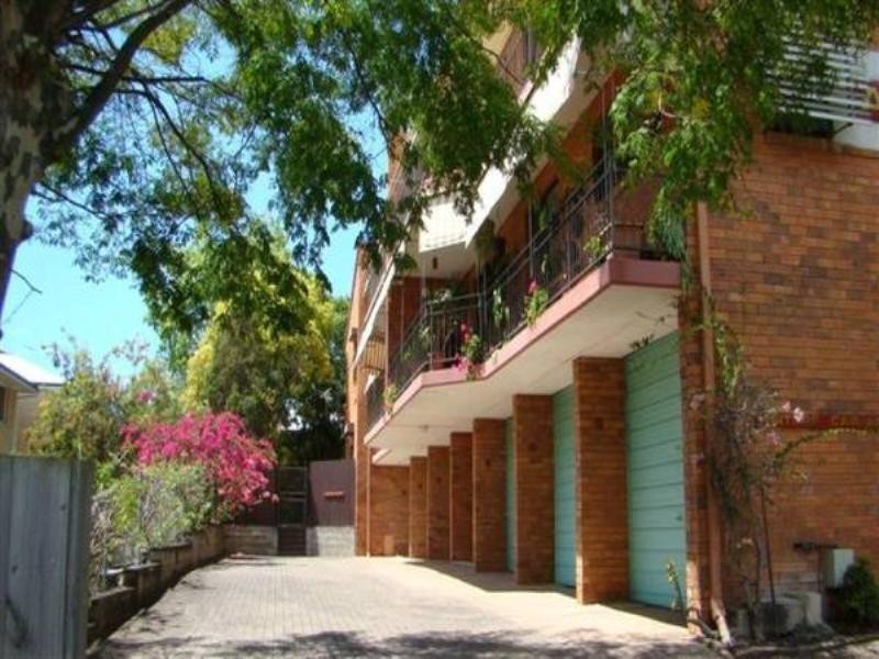 3/28 Warren Street, St Lucia QLD 4067