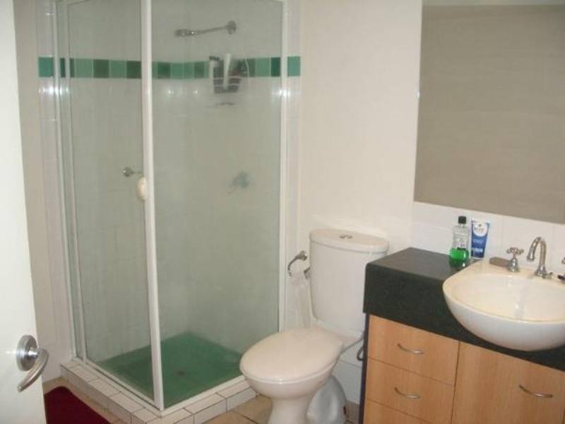 63 Clarence Road, Indooroopilly QLD 4068