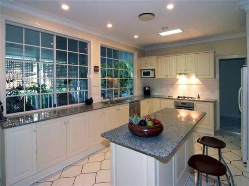 51 Glencairn Avenue, Indooroopilly QLD 4068