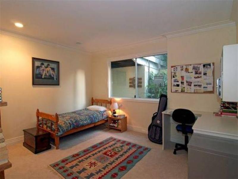 51 Glencairn Avenue, Indooroopilly QLD 4068