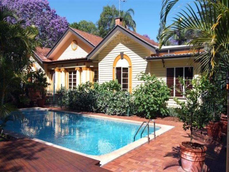 259 Lambert Road, Indooroopilly QLD 4068