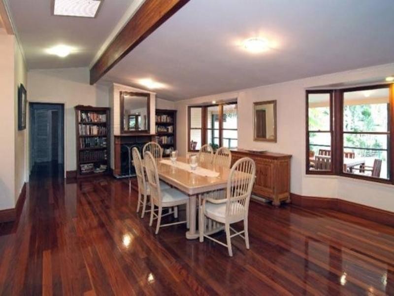 124 Harts Road, Indooroopilly QLD 4068