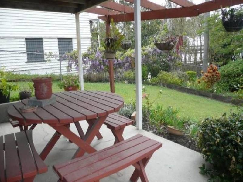 93 Taringa Parade, Indooroopilly QLD 4068