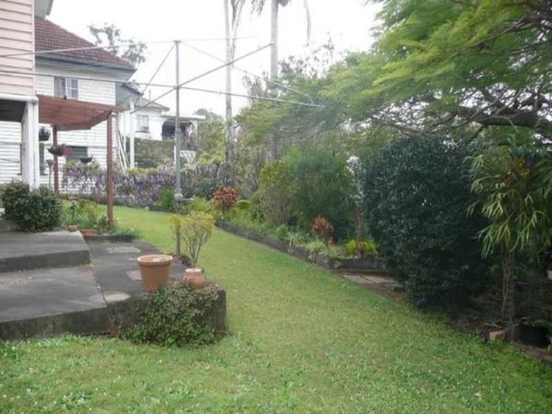 93 Taringa Parade, Indooroopilly QLD 4068