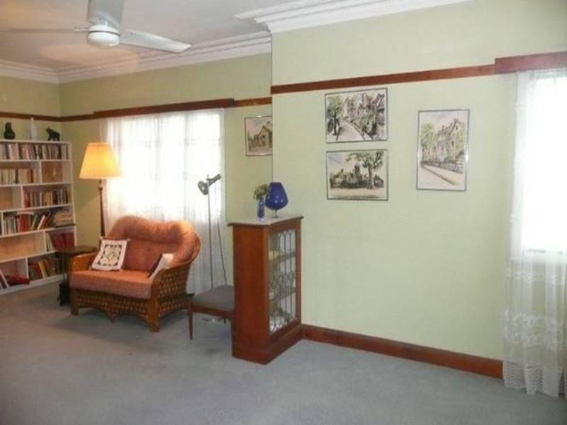 93 Taringa Parade, Indooroopilly QLD 4068