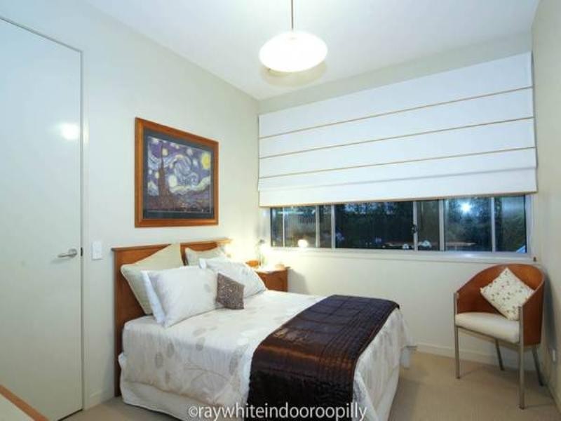 8 Gunnin Street, Fig Tree Pocket QLD 4069