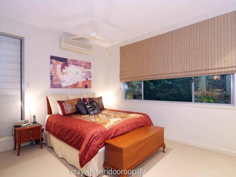 8 Gunnin Street, Fig Tree Pocket QLD 4069