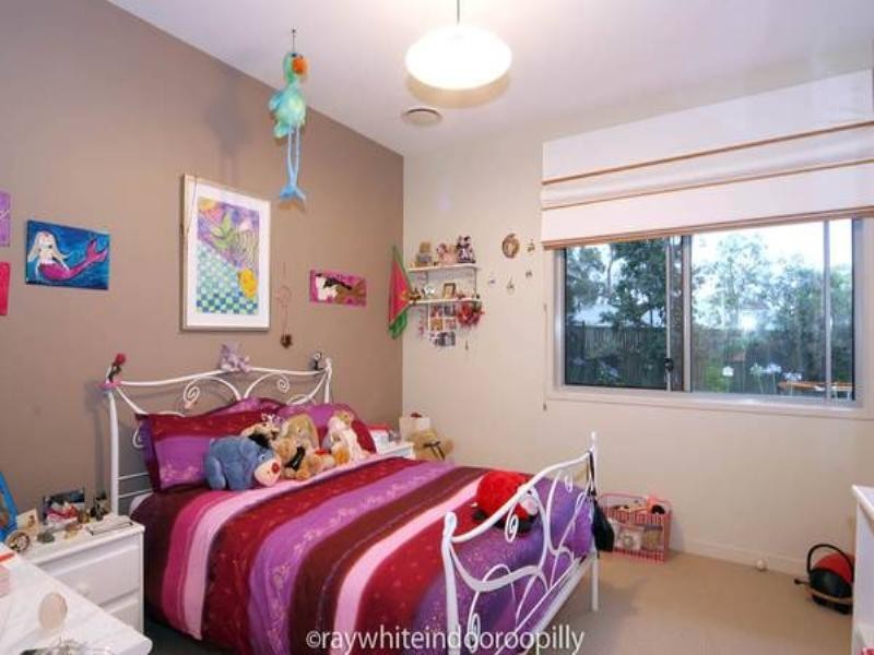 8 Gunnin Street, Fig Tree Pocket QLD 4069