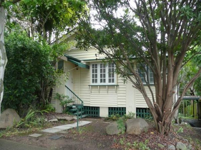 379 Moggill Road, Indooroopilly QLD 4068