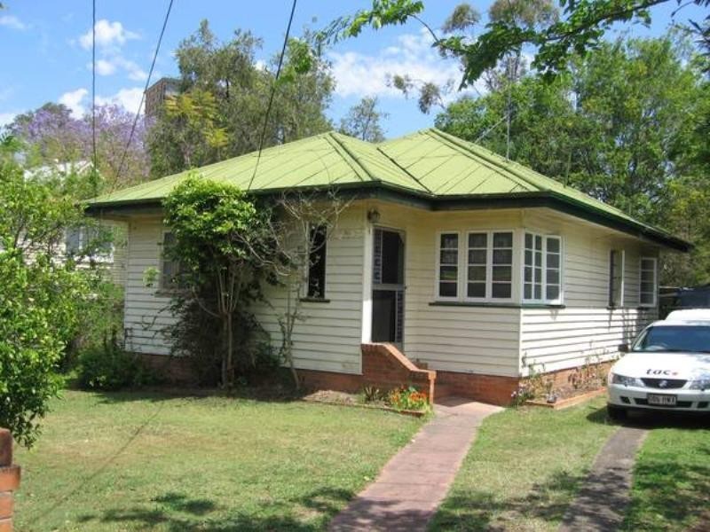 11 Princess Street, Taringa QLD 4068