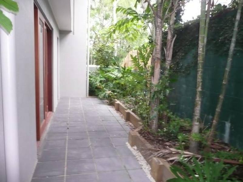 3/28 Central Avenue, Indooroopilly QLD 4068