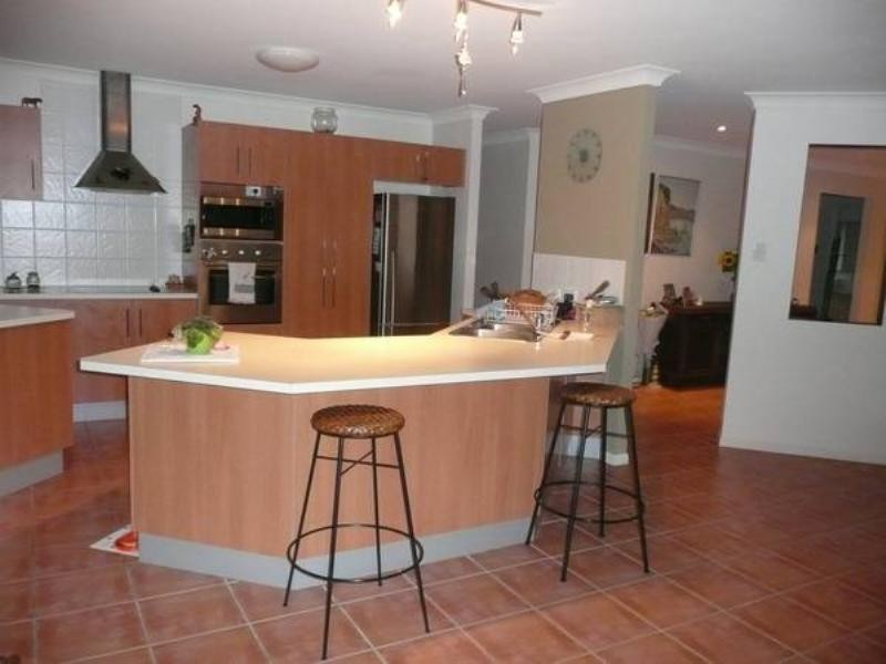 98 Brookside Crescent, Seventeen Mile Rocks QLD 4073