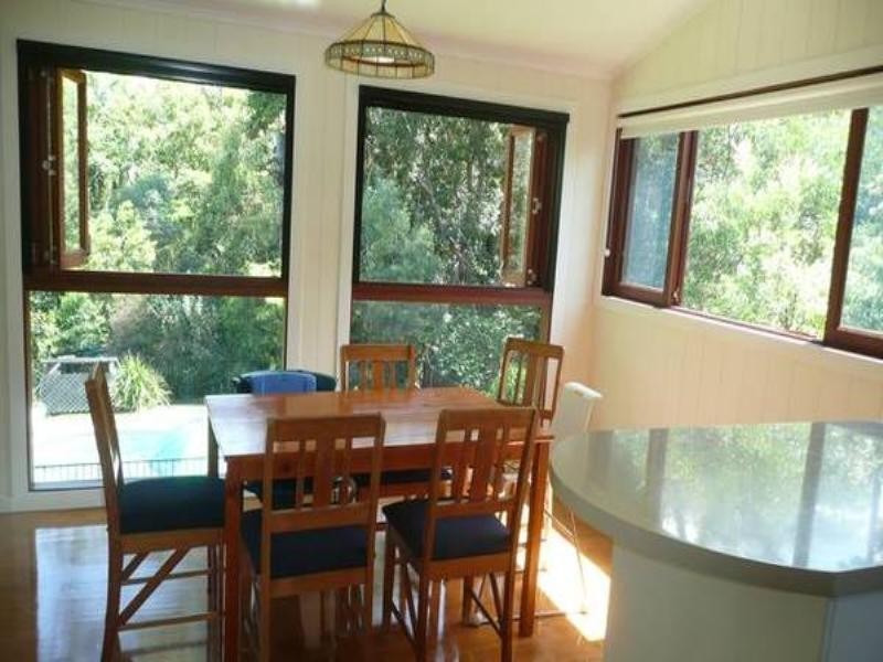 8 Rankin Street, Indooroopilly QLD 4068