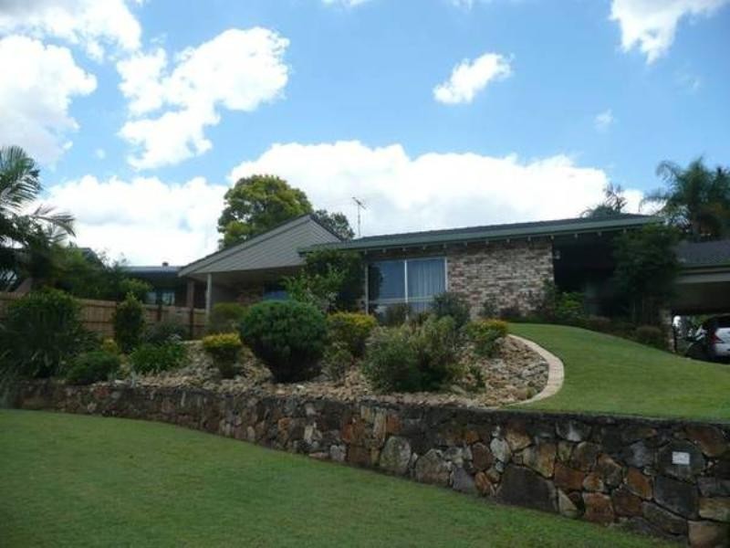 23 Moondarra Street, Chapel Hill QLD 4069
