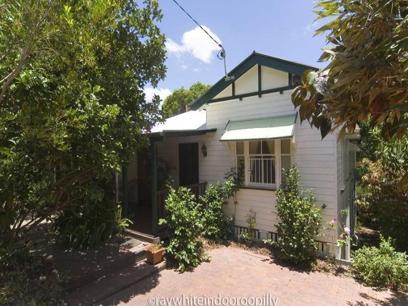 6 Rankin Street, Indooroopilly QLD 4068