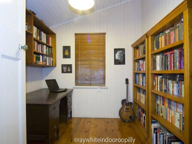 6 Rankin Street, Indooroopilly QLD 4068