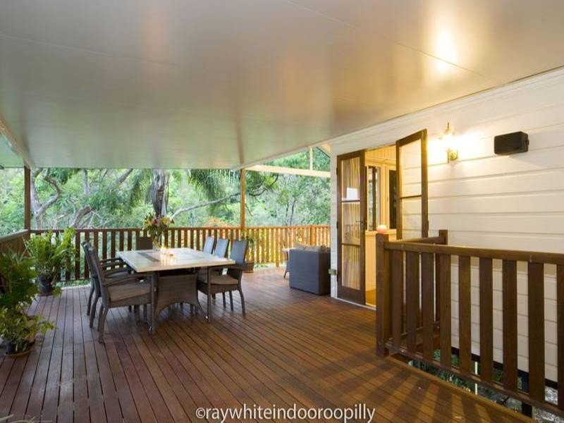 6 Rankin Street, Indooroopilly QLD 4068