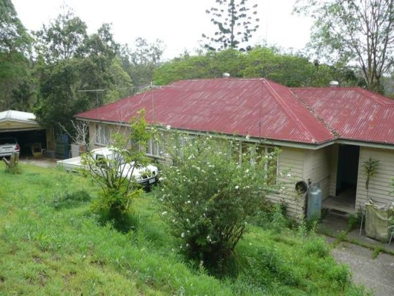 45 Burbong Street, Chapel Hill QLD 4069