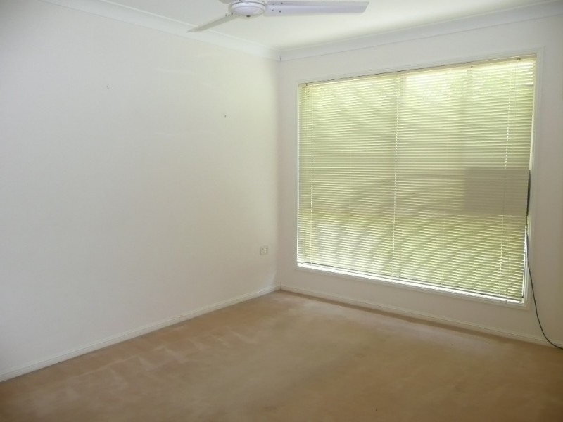 43 Moordale Street, Chapel Hill QLD 4069