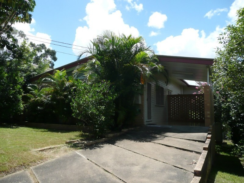 36 Currong Street, Kenmore QLD 4069