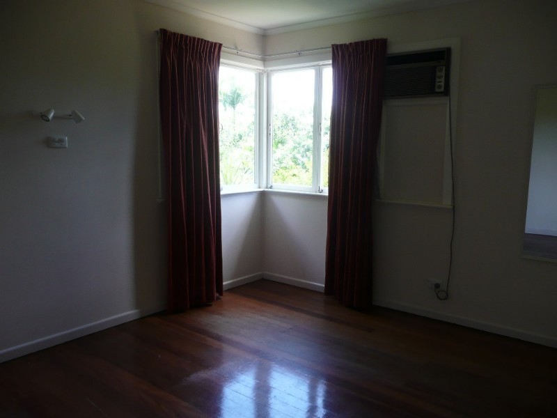 36 Currong Street, Kenmore QLD 4069