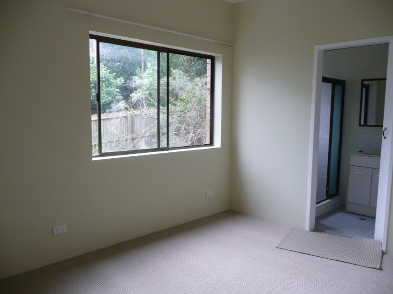 2/40 York Street, Indooroopilly QLD 4068