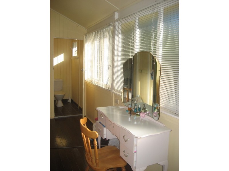 5 Ward Street, Indooroopilly QLD 4068