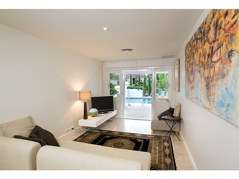 59 Neulans Road, Indooroopilly QLD 4068