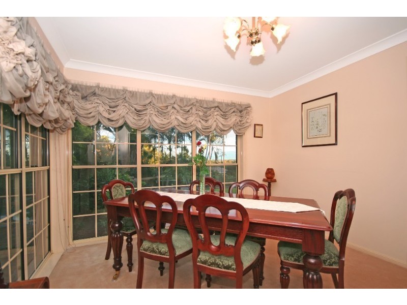 9 Meiers Road, Indooroopilly QLD 4068