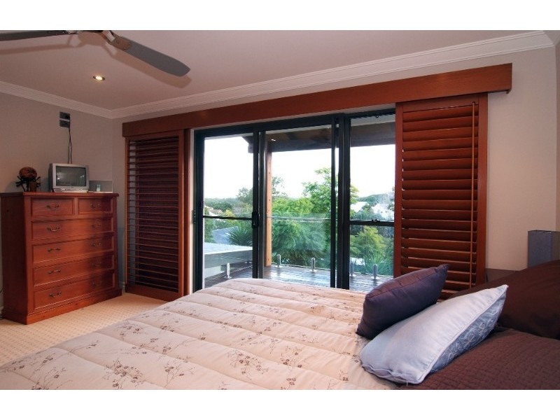 33 Meiers Road, Indooroopilly QLD 4068