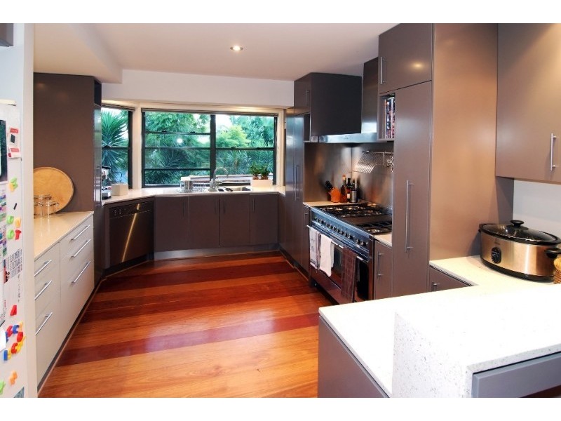 33 Meiers Road, Indooroopilly QLD 4068