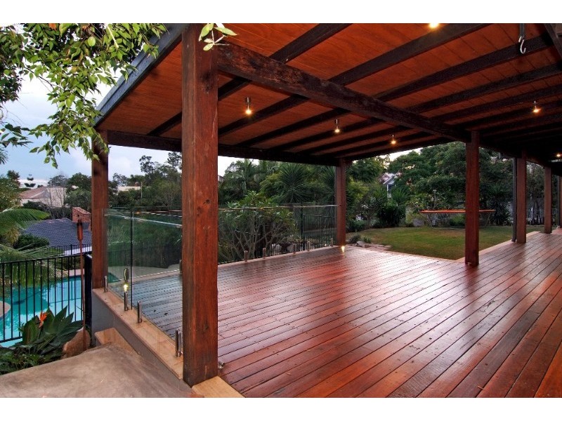 33 Meiers Road, Indooroopilly QLD 4068